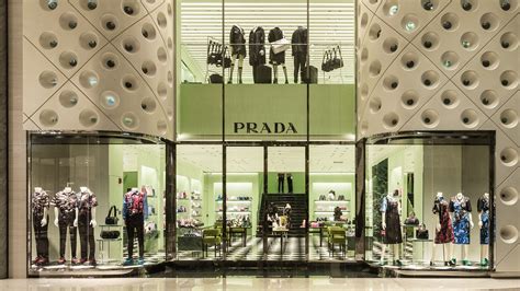 mappa negozi prada|prada store locations.